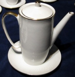 CAFETERA PORCELANA MAH
